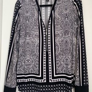Black and White paisley/stripe , 1/2 zip blouse size M, Like NEW